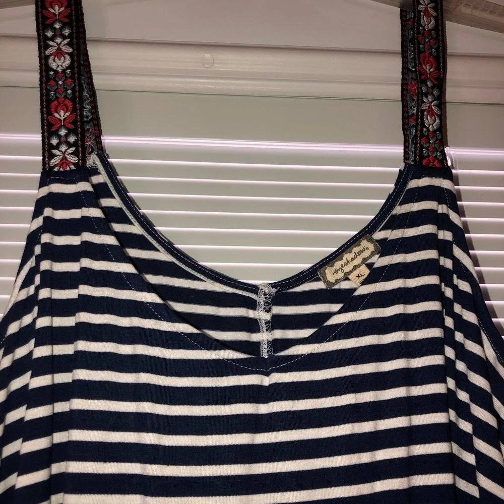 Eyeshadow Top NWT